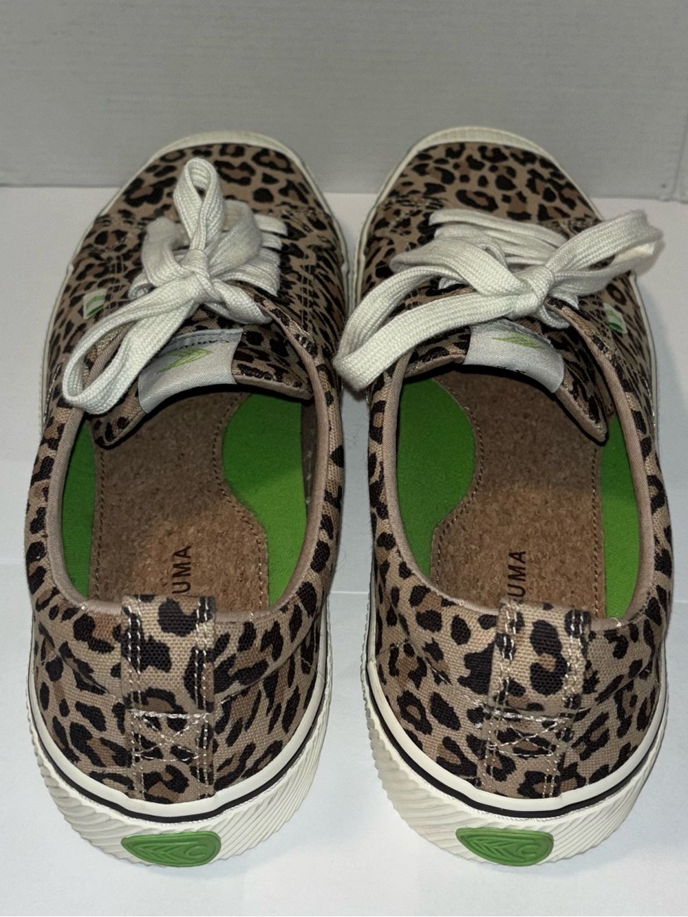 Cariuma OCA Low Canvas Sneakers Leopard Print Unisex Women's Size 10 Men's 8.5 - Picture 10 of 16